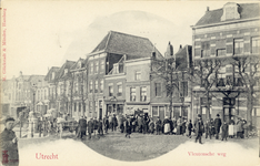 2588 Gezicht op enkele huizen aan de Vleutenseweg te Utrecht.N.B.: De straatnaam van dit gedeelte van de Vleutenseweg, ...